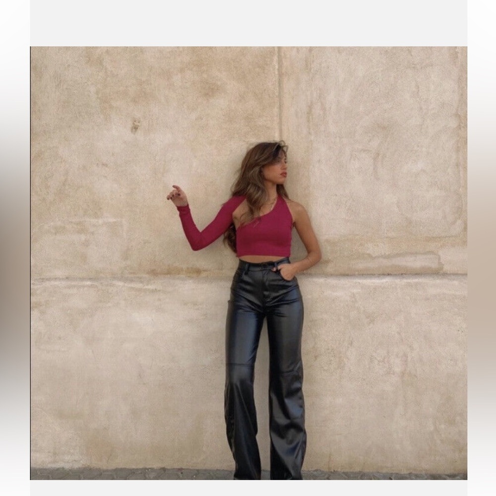 ZARA faux leather pants size XL with lots of stretch